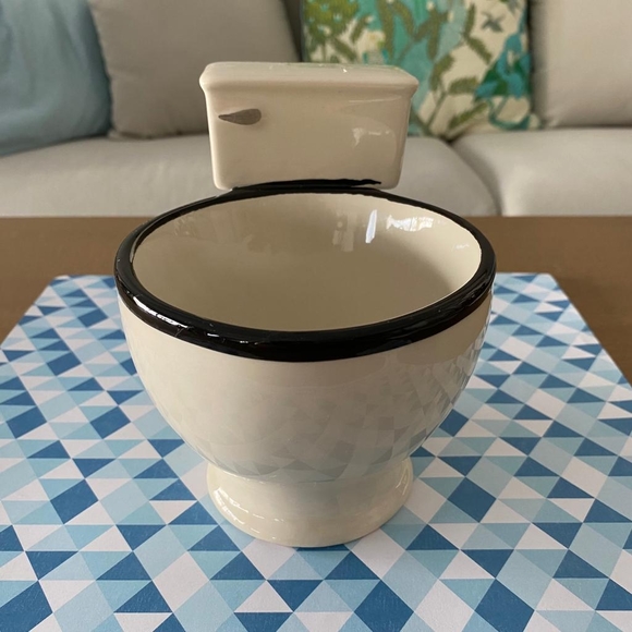 The Original Toilet Ceramic Mug By Big Mouth Inc - Picture 2 of 10